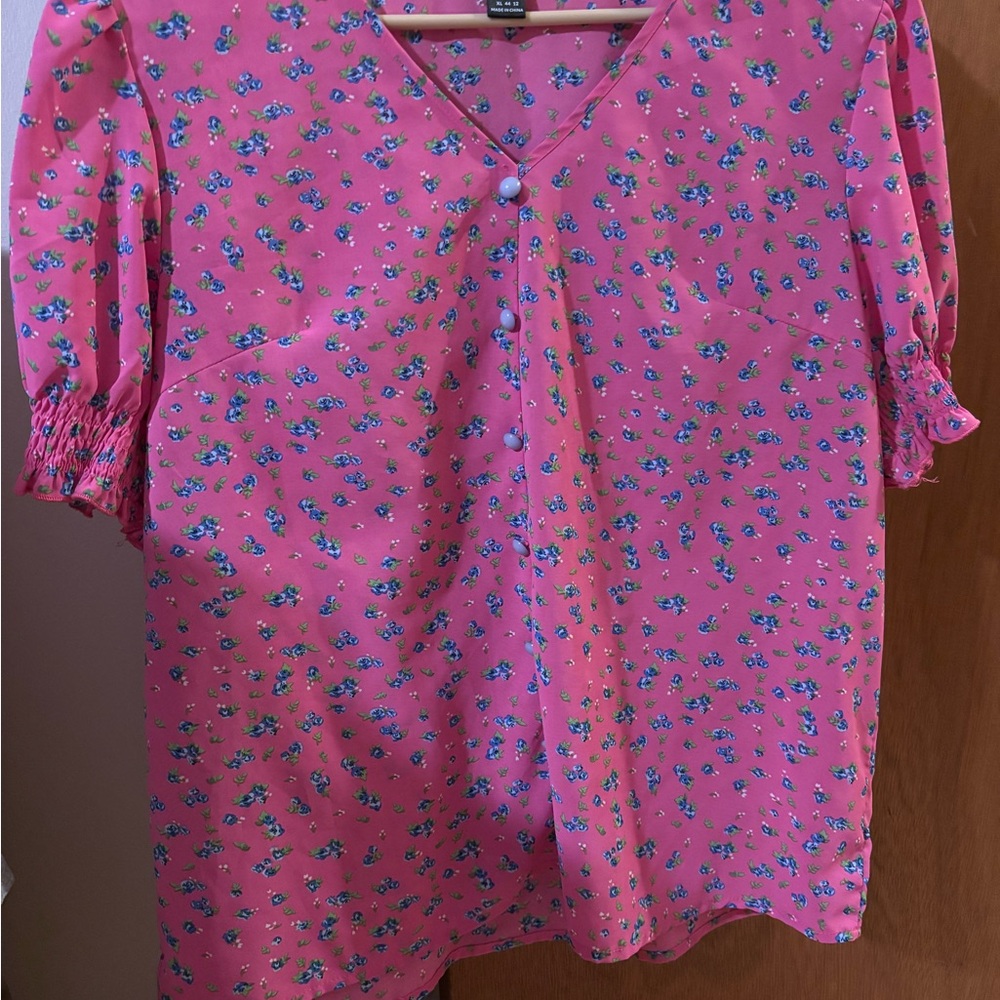 Women’s SHEIN Pink Floral Blouse Size XL